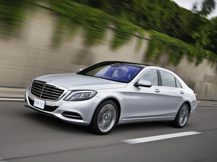  Mercedes-Benz S500 2013 года  (фото 11 из 21)
